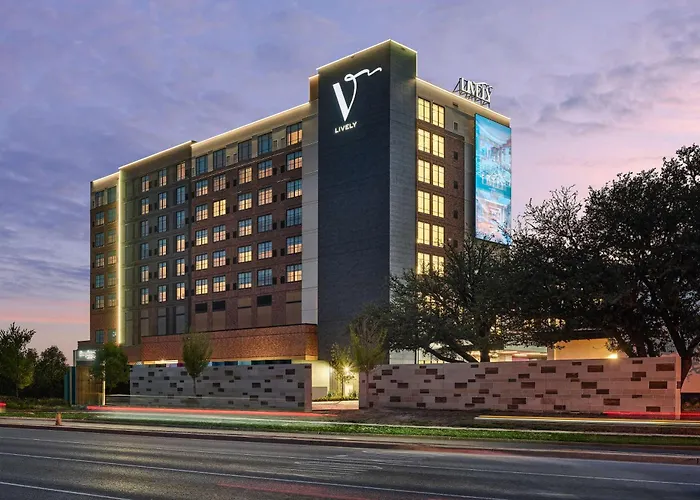 Lively Hotel On Oak Oklahoma City, Tapestry By Hilton