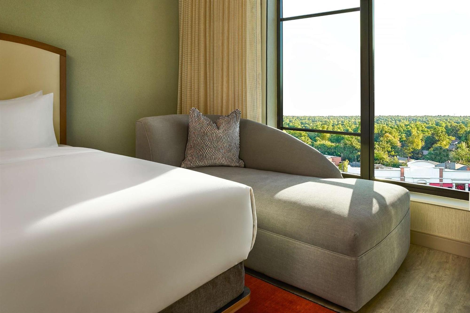 Hotel Lively On Oak City, Tapestry By Hilton